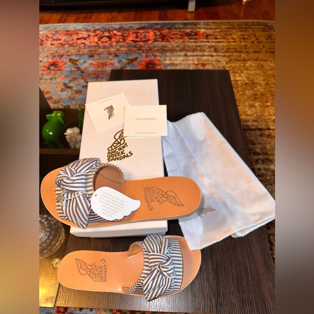 Brand New Ancient Greek Sandal